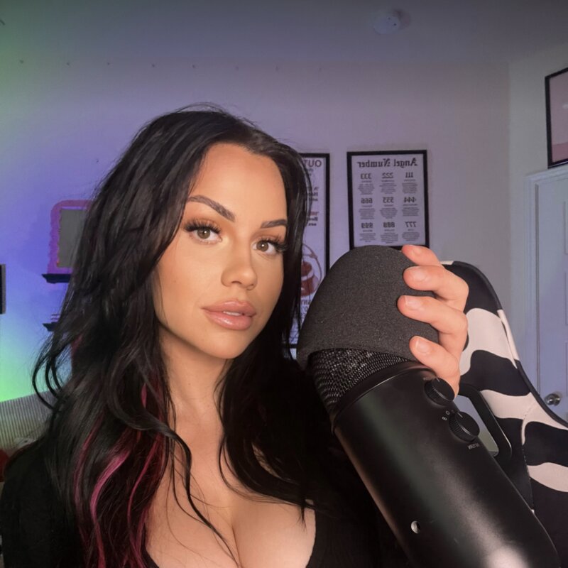 Simone